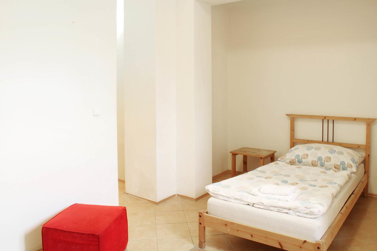 Residence Kostnicke Square Praha Bagian luar foto